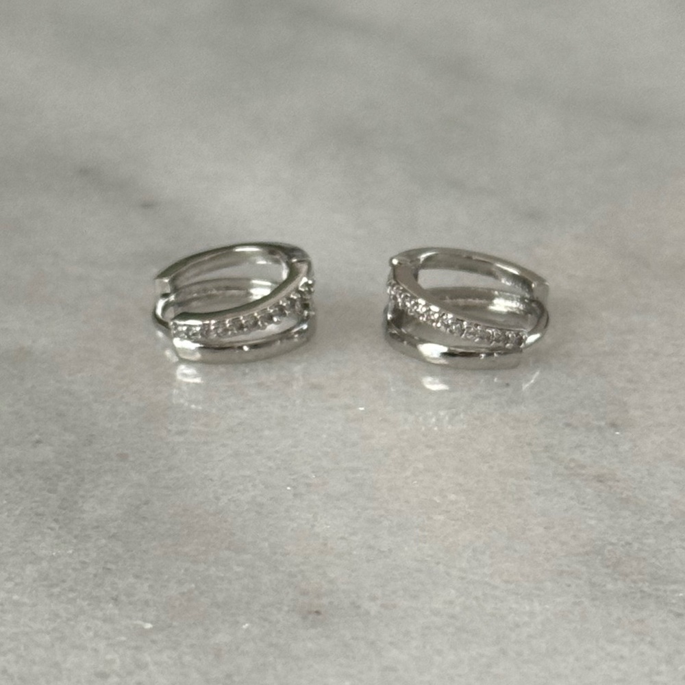 Silver Crystal Double Hoop Split Huggie Hoop Earrings 

Brand New
